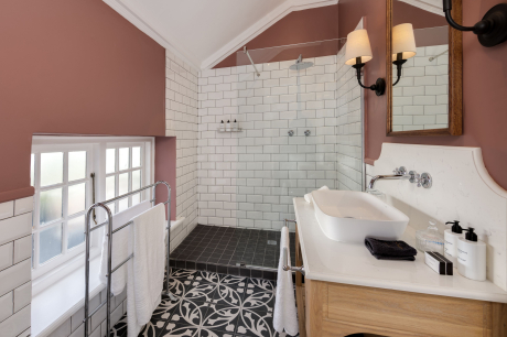 The Claremont Room 4 1