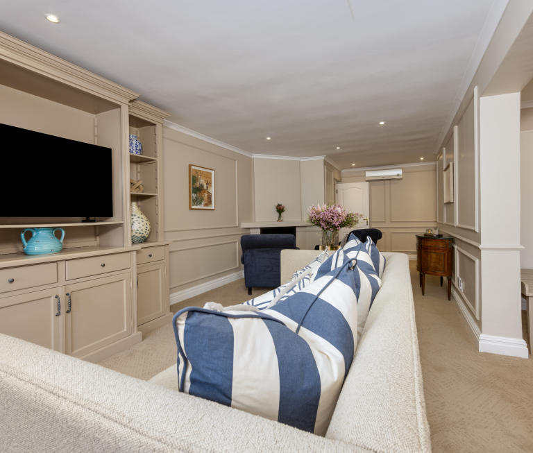 The Claremont Room 5 3 Sauer Suite