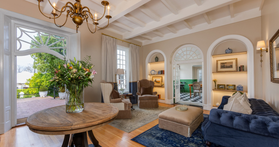 The Claremont Lounge 2