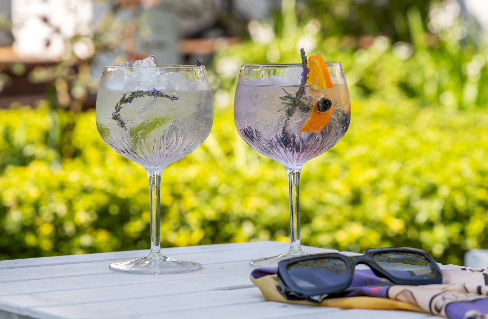 The Claremont Pool Area 1 Stay At Home